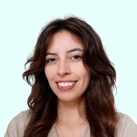 Retrato de Daniela Castro, fonoaudióloga.